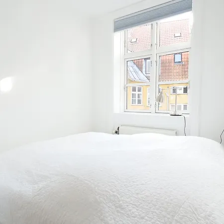 Apartamento Direct Inner City 2 *